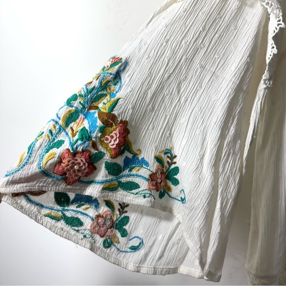 Chico’s Lace Swiss Dot Colorful Embroidered Boho Top - Picture 4 of 11